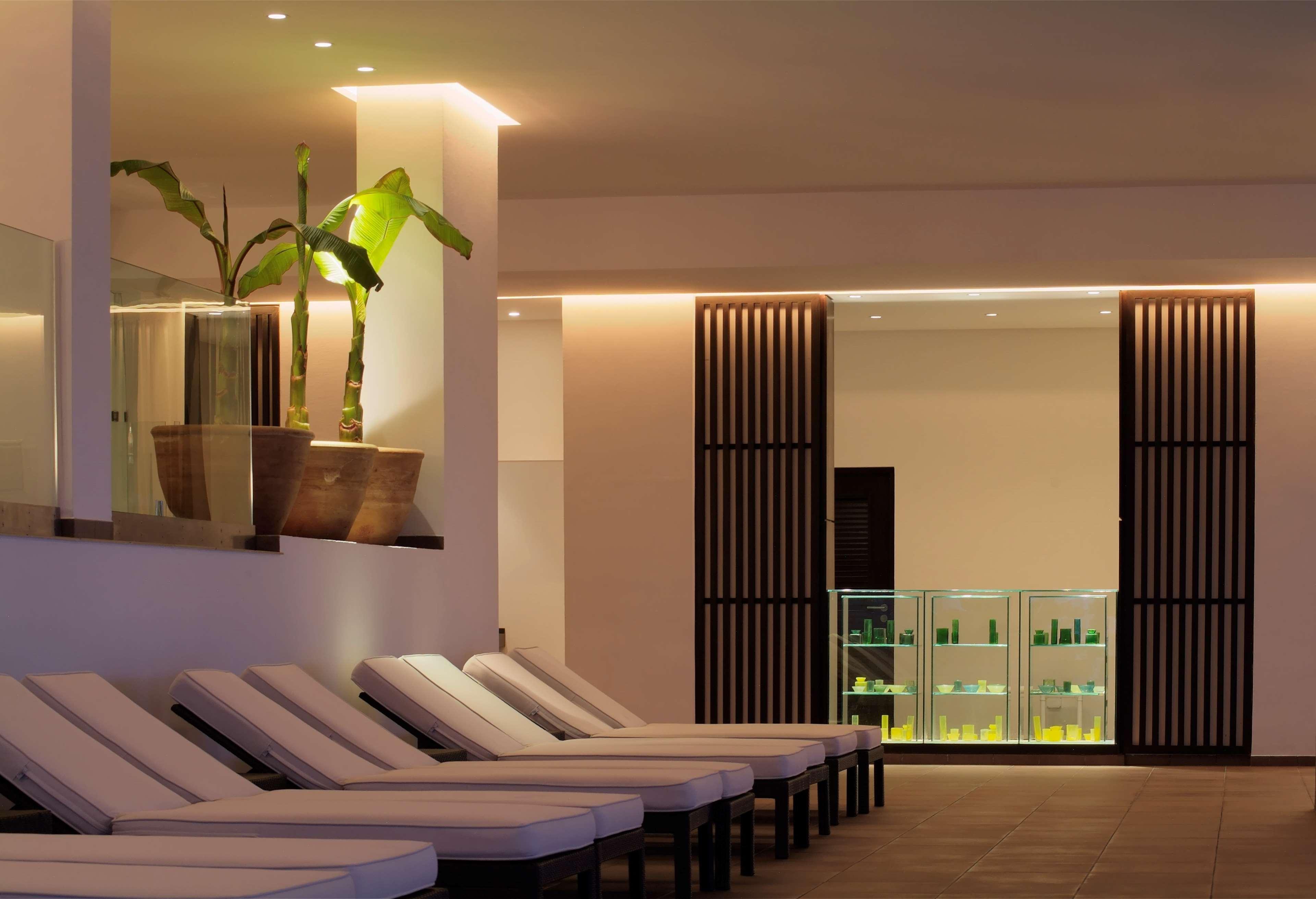 Radisson Blu Palace Resort & Thalasso, Djerba Mezraia Esterno foto The spa at The Standard, East Village