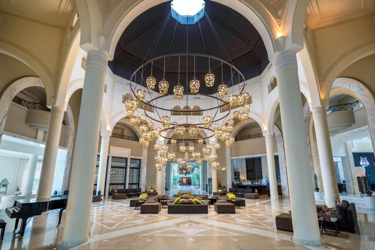 Radisson Blu Palace Resort & Thalasso, Djerba Mezraia Esterno foto The lobby of the hotel