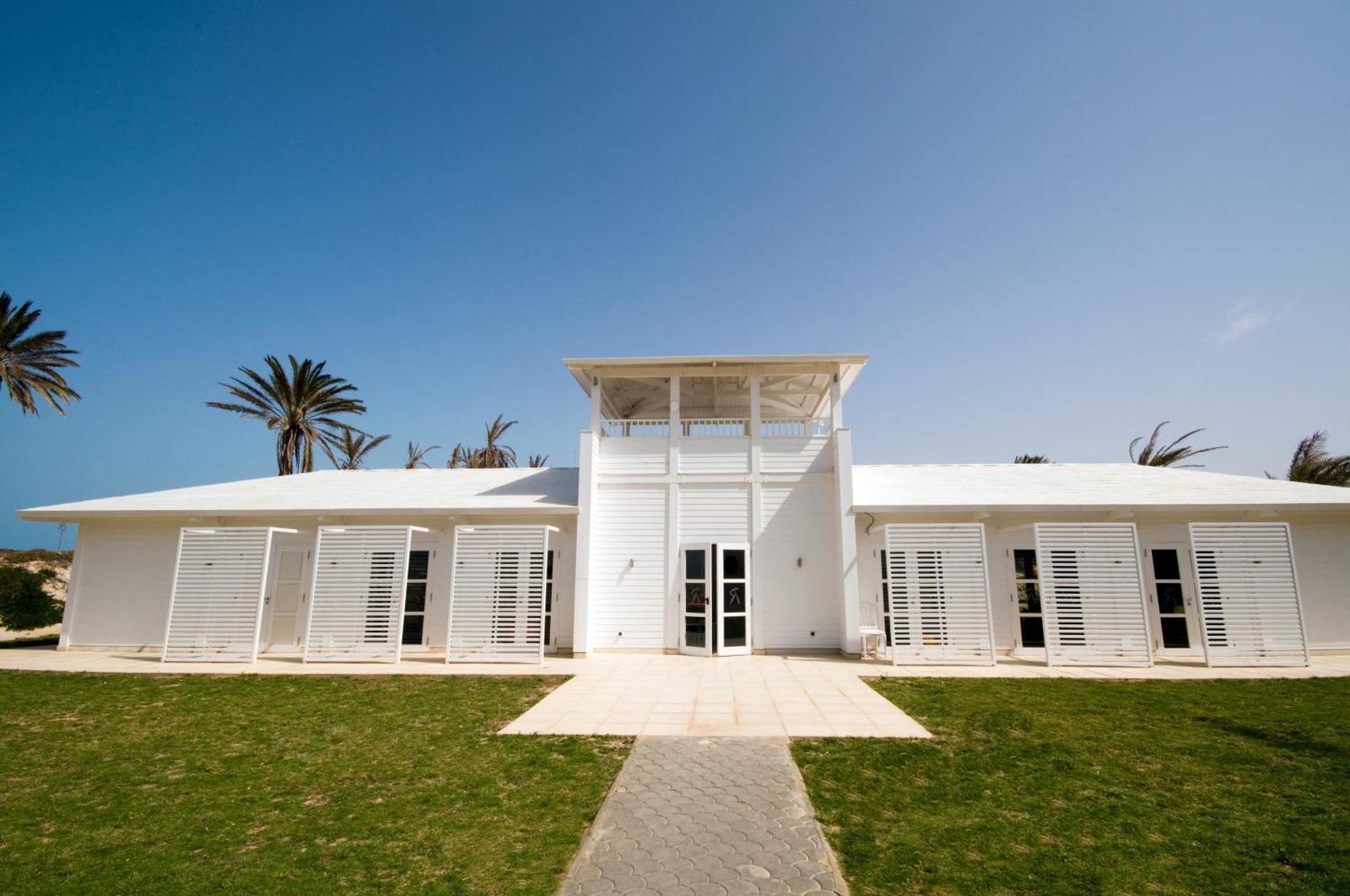 Radisson Blu Palace Resort & Thalasso, Djerba Mezraia Esterno foto The new terminal