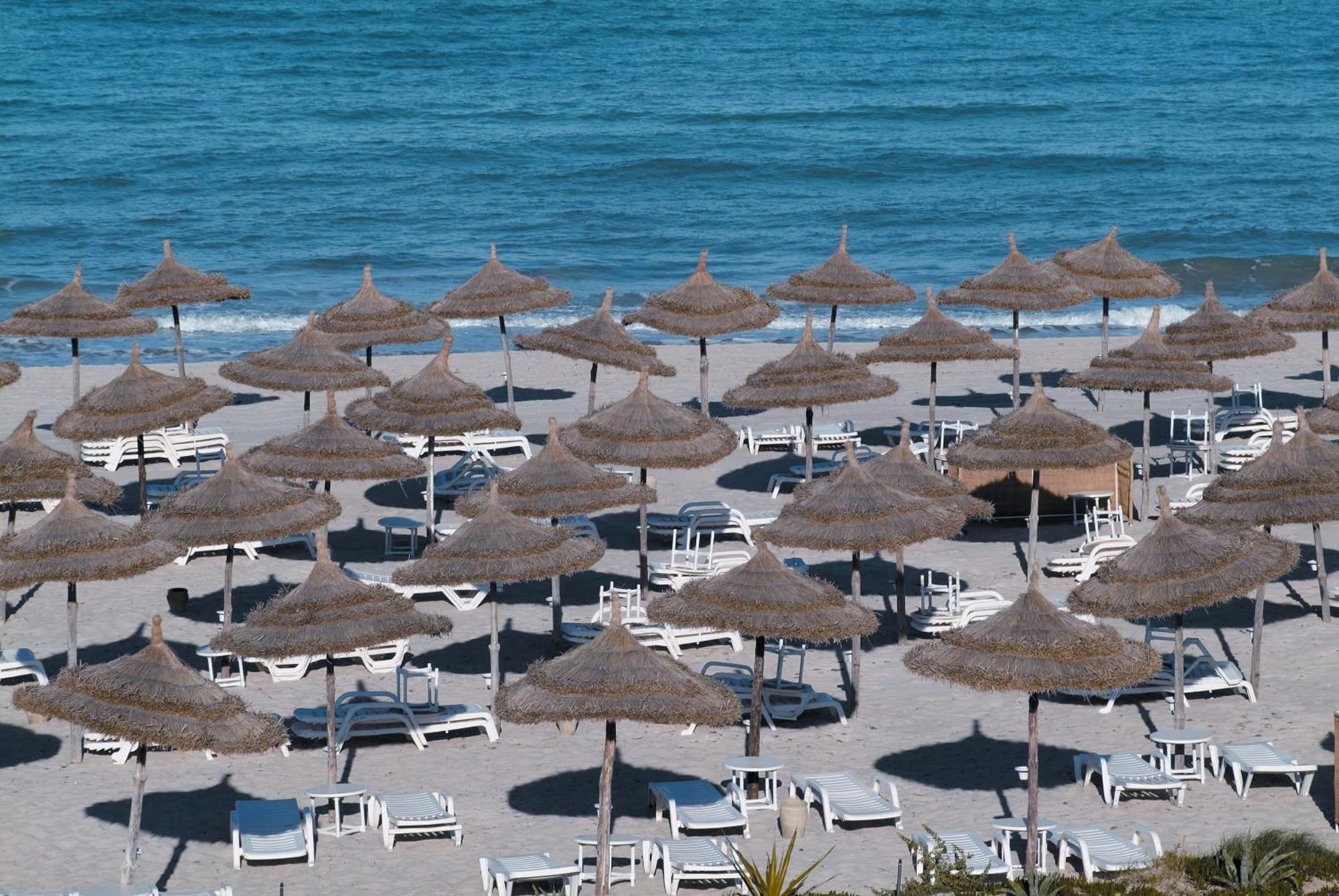 Radisson Blu Palace Resort & Thalasso, Djerba Mezraia Esterno foto Playa de Sabinillas