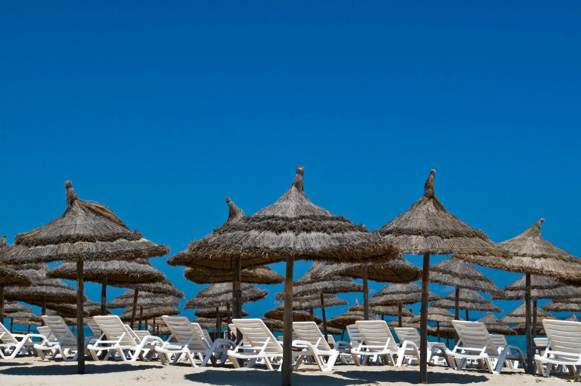 Radisson Blu Palace Resort & Thalasso, Djerba Mezraia Esterno foto Beach in Benidorm