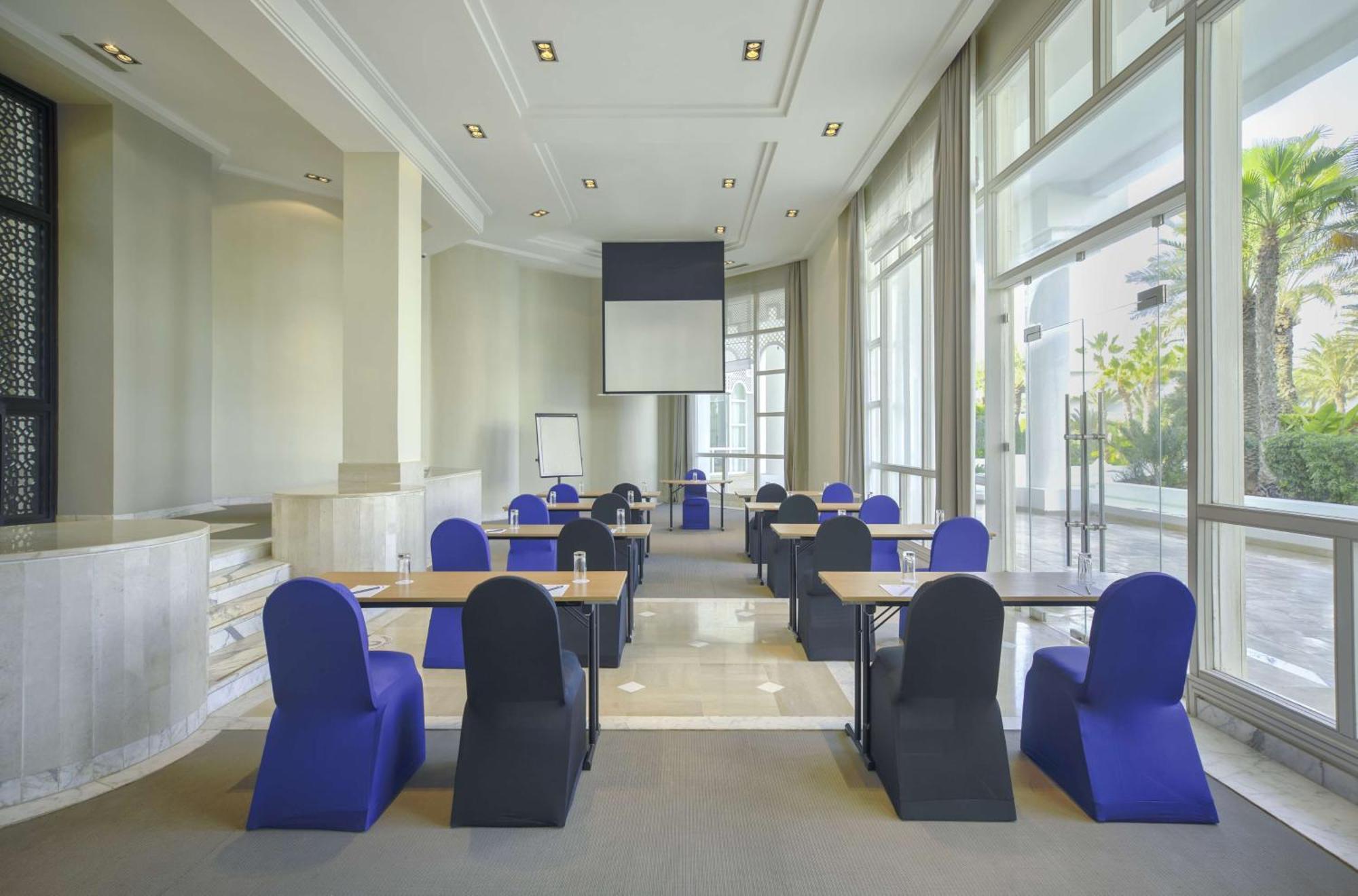 Radisson Blu Palace Resort & Thalasso, Djerba Mezraia Esterno foto Meeting room